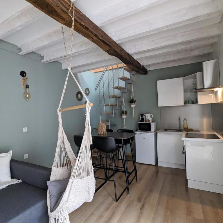 Au Jardin secret, hyper centre, terrasse - One-Bedroom Apartment - 2