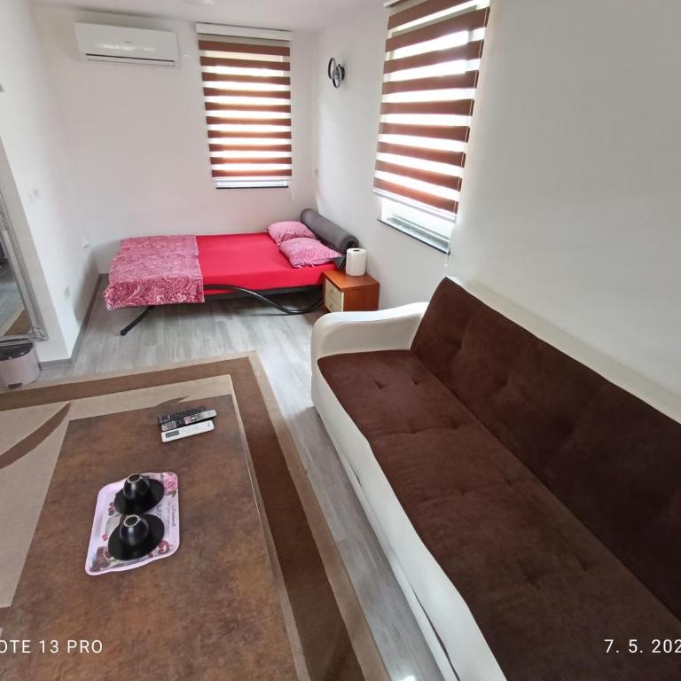 Apartmani Kula - Studio s King-sajz Krevetom i Sofom na Izvlačenje - 2