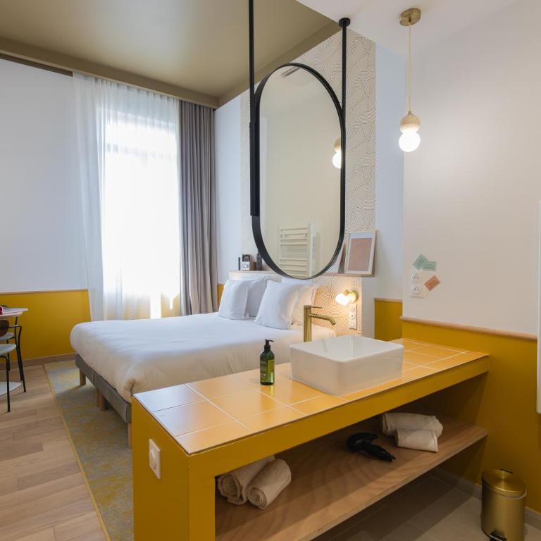 Grand Juste - Chambre Double - Vue sur Jardin - 4