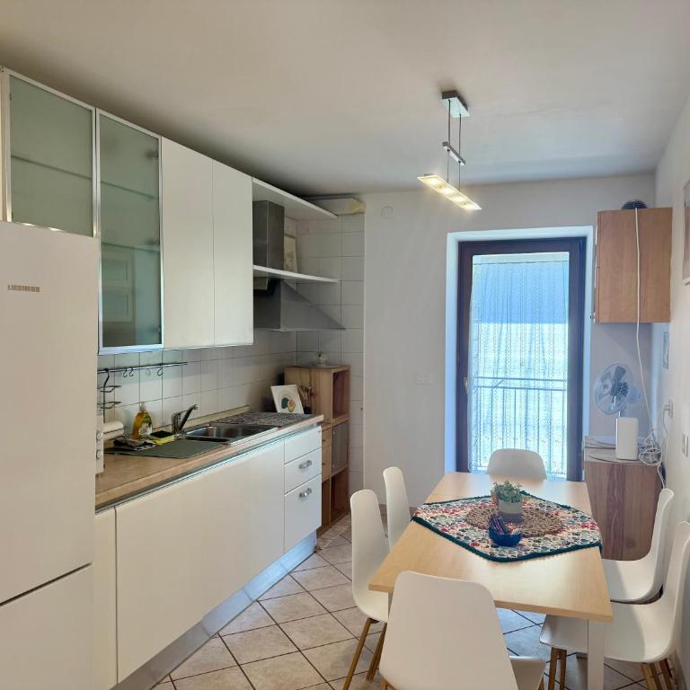 1Dest - Riva Essence - Appartamento con 2 Camere da Letto - 1