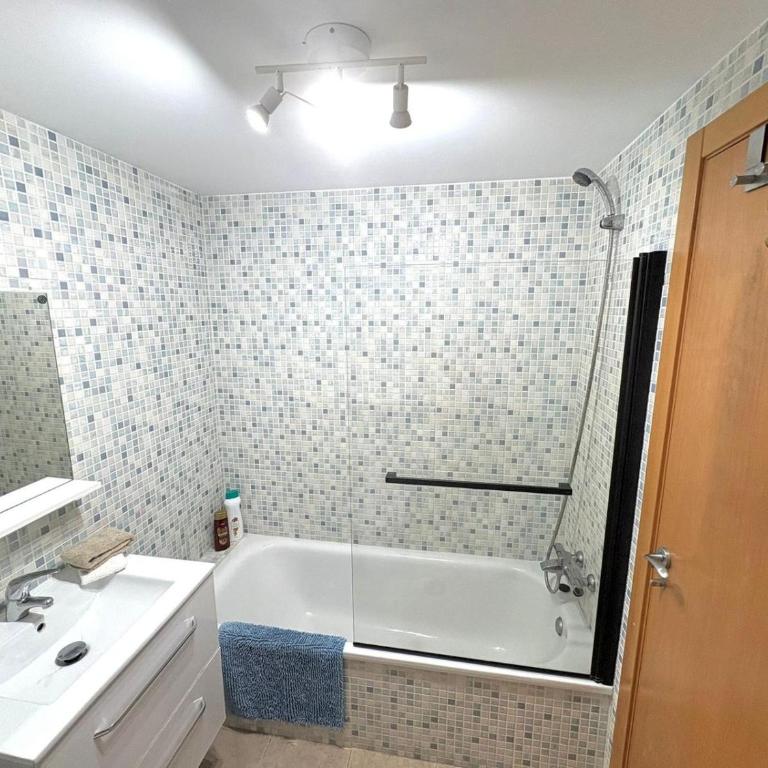 Modern and Cozy Apartment in Casares del Sol-Up to 6 Guests - Apartamento de 2 dormitorios - 8