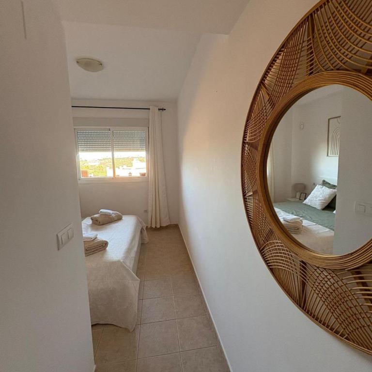 Modern and Cozy Apartment in Casares del Sol-Up to 6 Guests - Apartamento de 2 dormitorios - 6