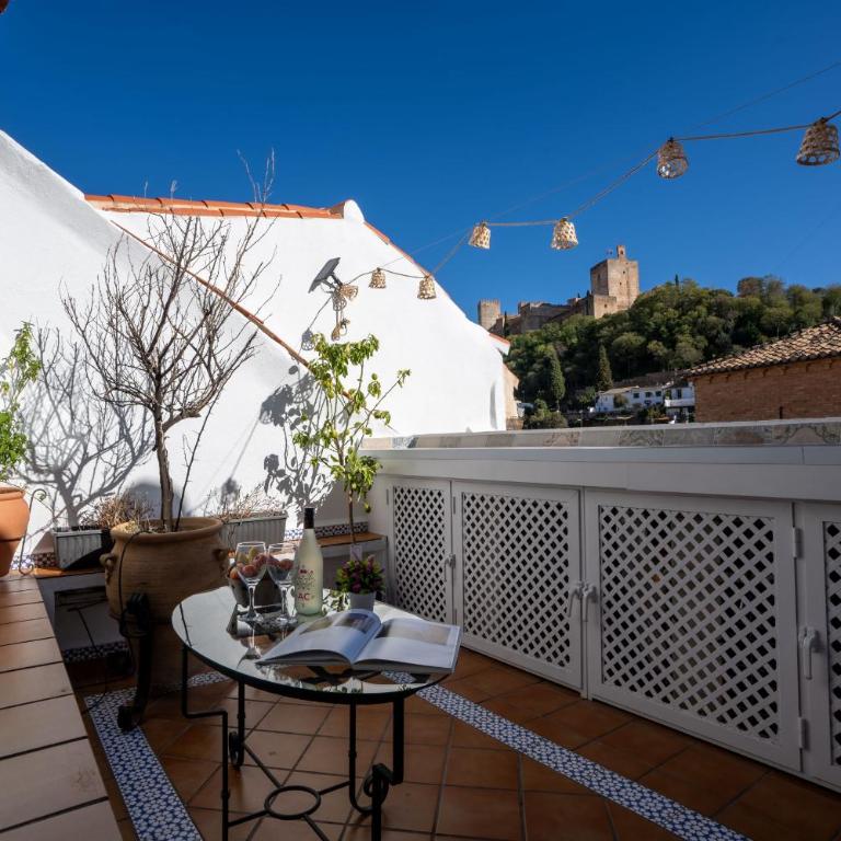 ADANAR Muralla Zirí Centro Premium - Penthouse with Alhambra View - 16