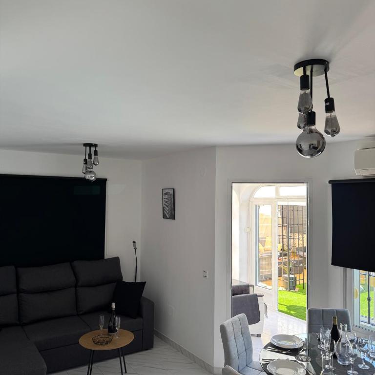 Villa Luis Cernuda - Casa 202 - Vistas - Jacuzzi - Piscina - tenis - Casa de 3 dormitorios - 13