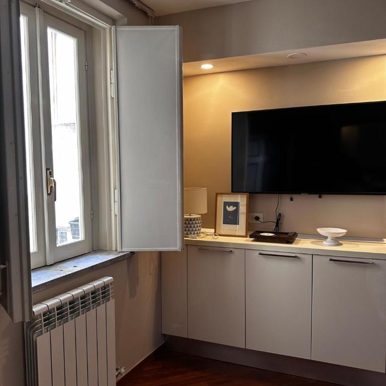 Pace Blu Roma - Appartamento con 2 Camere da Letto - 9