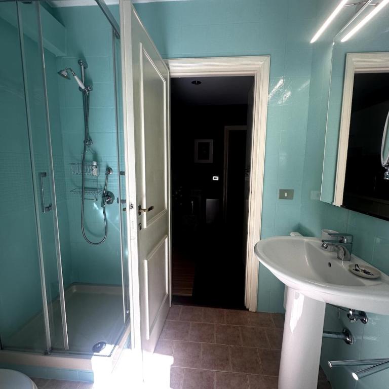 Pace Blu Roma - Appartamento con 2 Camere da Letto - 20