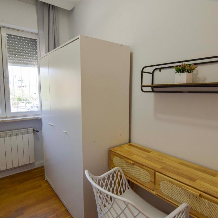 Letplanet Pio XII - Standard Single Room with Shared Bathroom - 2
