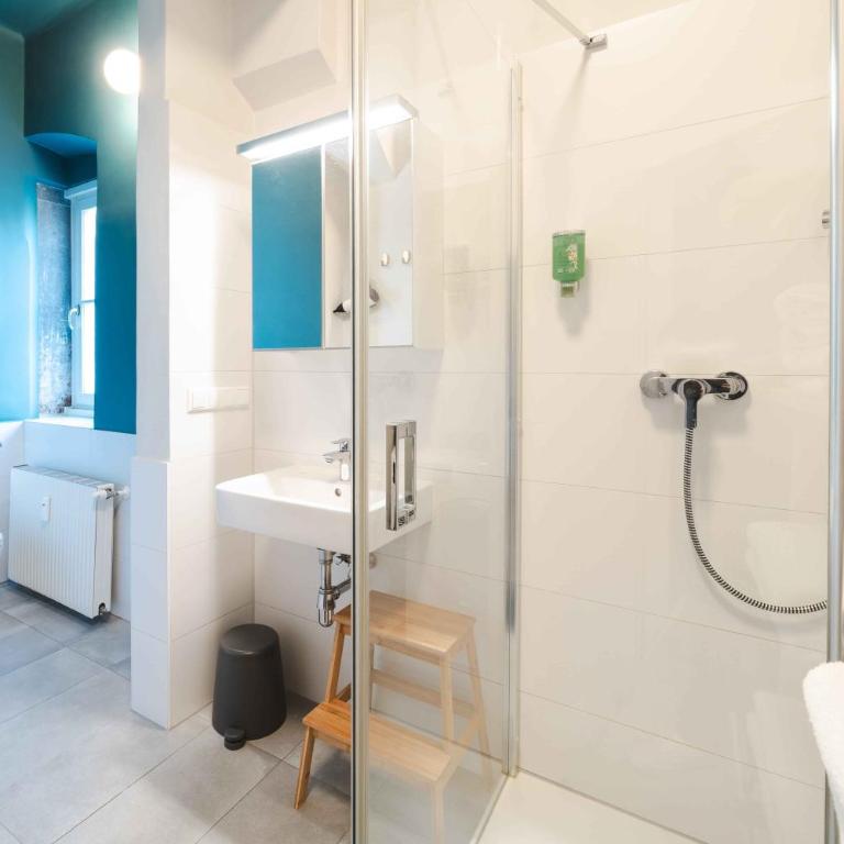 Blue Flat by GrazRentals 2 Bedrooms for Groups & Free Parking - Apartment mit 2 Schlafzimmern - 4