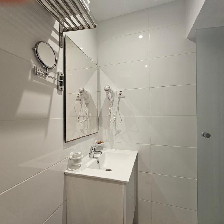Hotel Palermo - Habitación Triple Estándar - 9