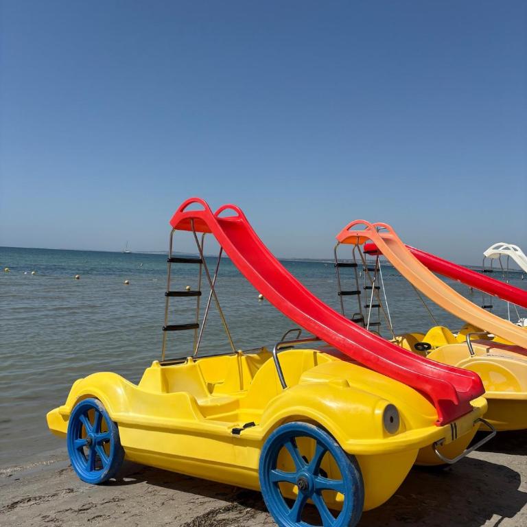 Sunset beach 2 bedroom and pool - Apartamento - 52