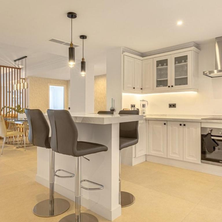 Stylish 2Bed Magna Marbella Apartment - Apartamento de 2 dormitorios - 2