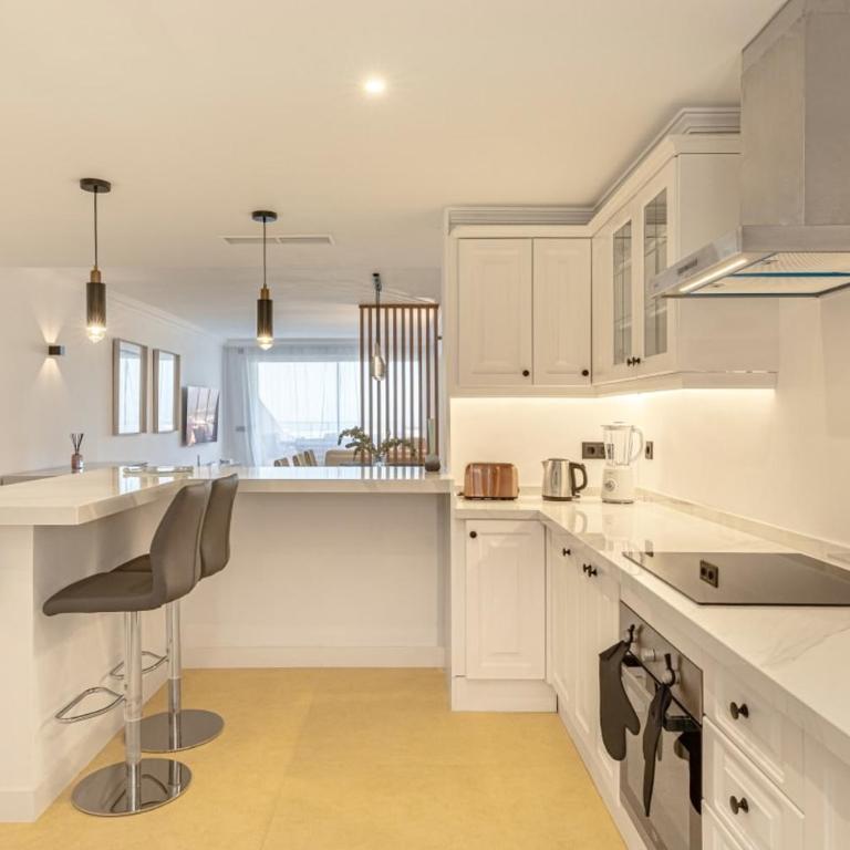 Stylish 2Bed Magna Marbella Apartment - Apartamento de 2 dormitorios - 11