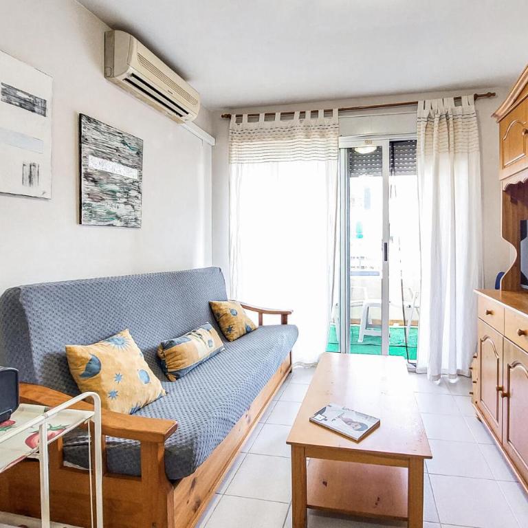 Beautiful Apartment In Canet De Berenguer - Appartement 1 Chambre - 1