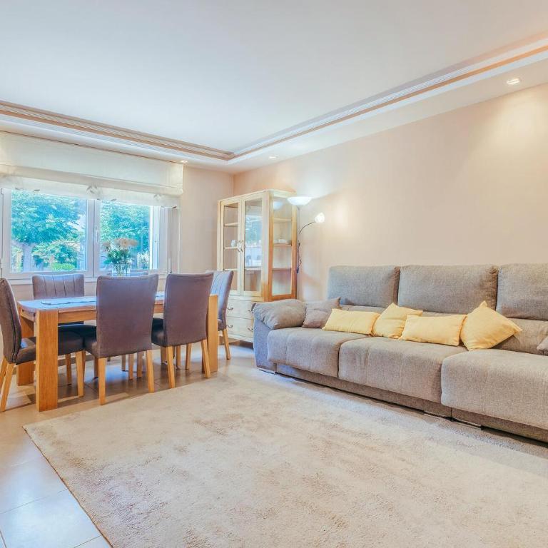 Amazing Home In Miami Platja - Casa Vacacional de 3 dormitorios - 1