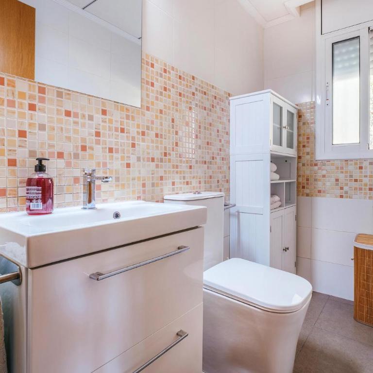 Amazing Home In Miami Platja - Casa Vacacional de 3 dormitorios - 14
