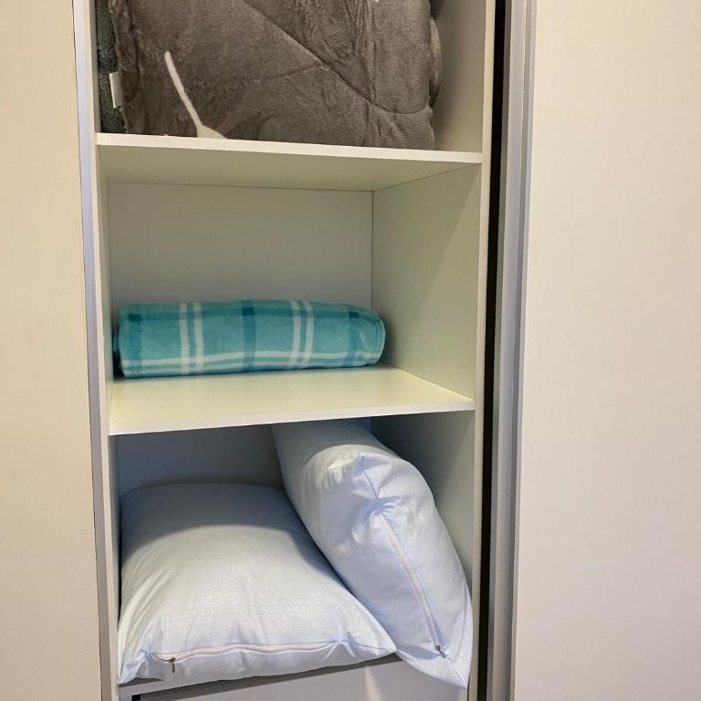 Departamento en barrio Petrolero Frente al complejo de tenis Madona - Apartamento de 2 dormitorios - 10