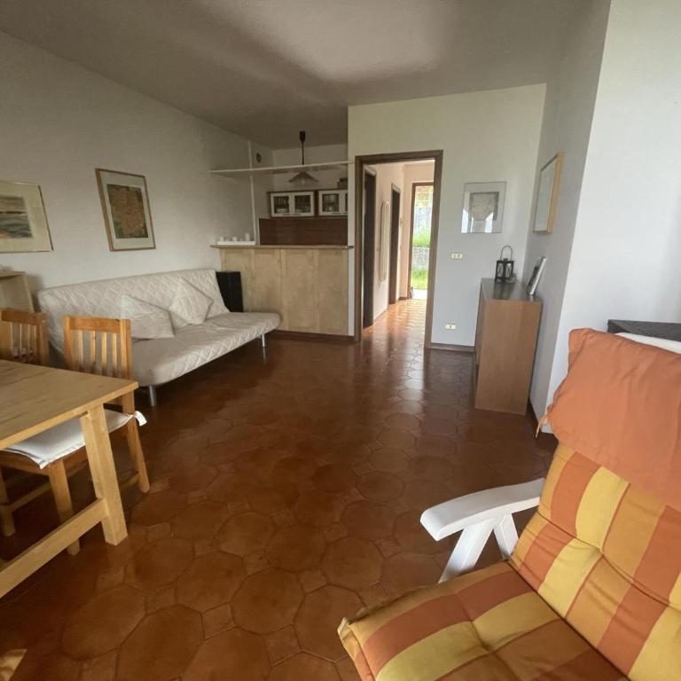 schöne Ferienwohnung mit herrlichem Blick zum Gardasee - Appartamento - 11