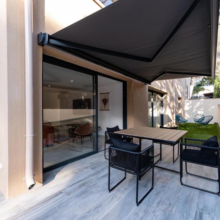Appart Hotel 2 Chambres - cuisine - parking - Apartment - 16