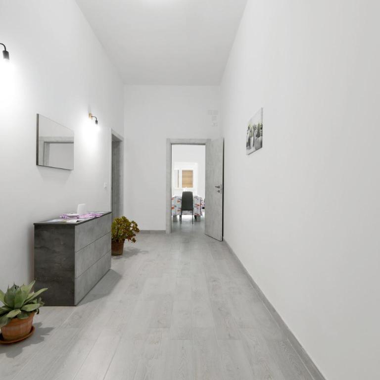 La Casa di Grazia by BarbarHouse - Three-Bedroom House - 9