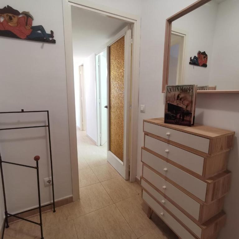 Apartamento en Platja d'Aro: A/C, Parking, a 2 Pasos de la Playa, 3 Hab, Terraza. - ES-209-12 - Apartamento - 8