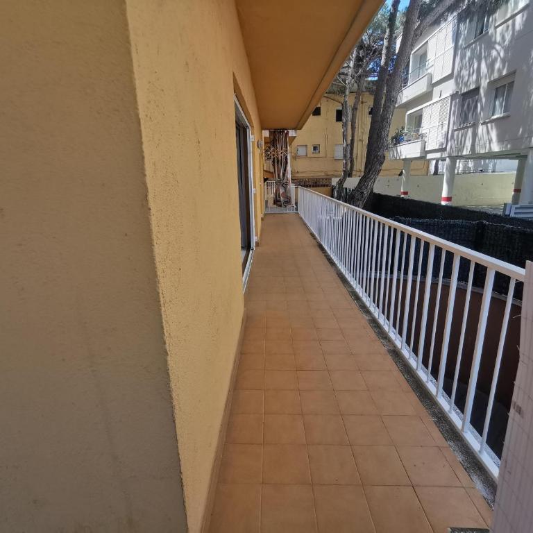 Apartamento en Platja d'Aro: A/C, Parking, a 2 Pasos de la Playa, 3 Hab, Terraza. - ES-209-12 - Apartamento - 20