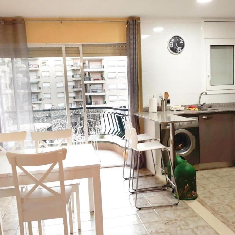 Apartamento de 2ª línea de mar con piscina, a 5 min de Playa de Aro, ideal para familias - ES-209-5 - Apartamento - 8