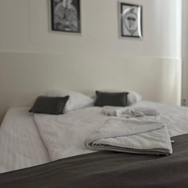Orange Business Centar Apartments - Economy Double or Twin Room - 21