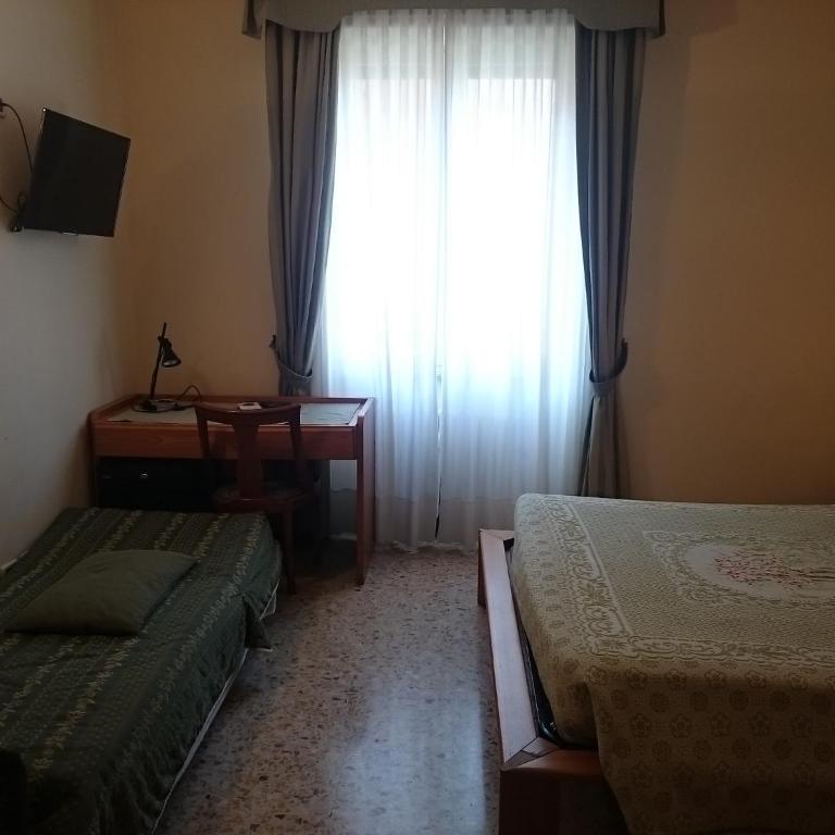 Hotel Pescetto - Camera Tripla - 12
