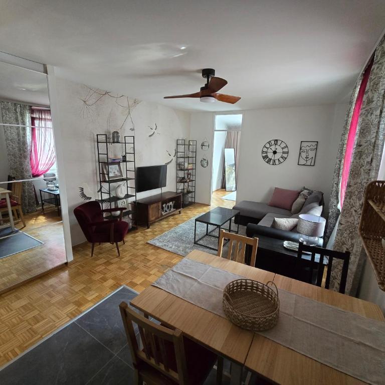 Flower Home Belgrade - One-Bedroom Apartment - 5