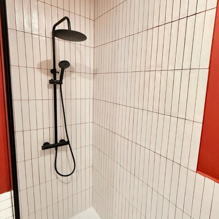 Piso Reformado con Historia en cada Rincon-Vive Zaragoza XIV - Two-Bedroom Apartment - 15