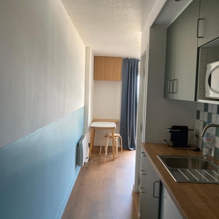 T2 Apartment Eugenie Ocean View Grande Plage and Pool - Appartement 1 Chambre - 13