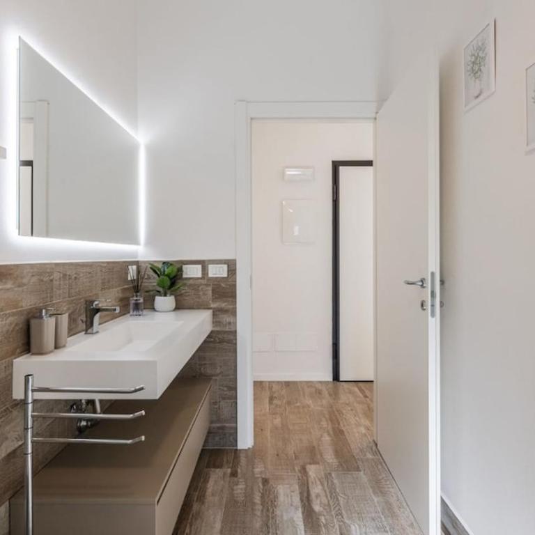 Barozzi House - Appartamento con 2 Camere da Letto - 2
