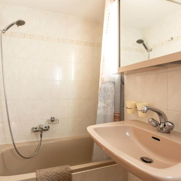 Apartment Les Dryades 6 by Interhome - Apartment - 15