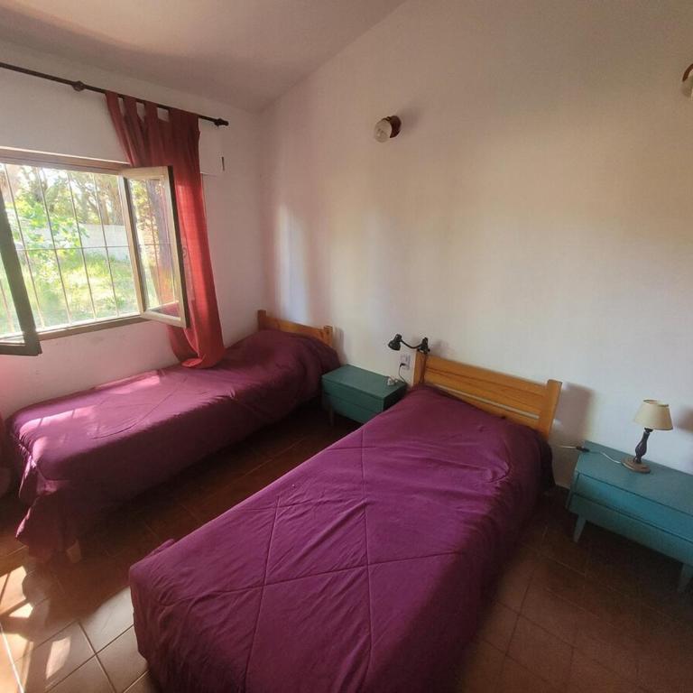 Casa con cochera y parrilla a 6 cuadras del mar Ideal familias - Casa de 3 dormitorios - 25