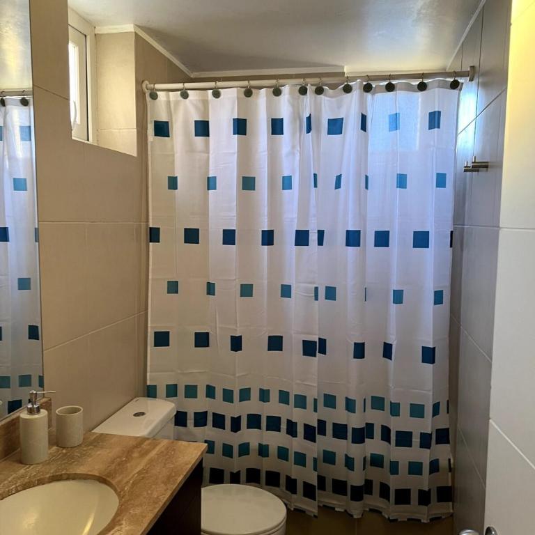 Hermoso departamento y excelente ubicación - Three-Bedroom Apartment - 2