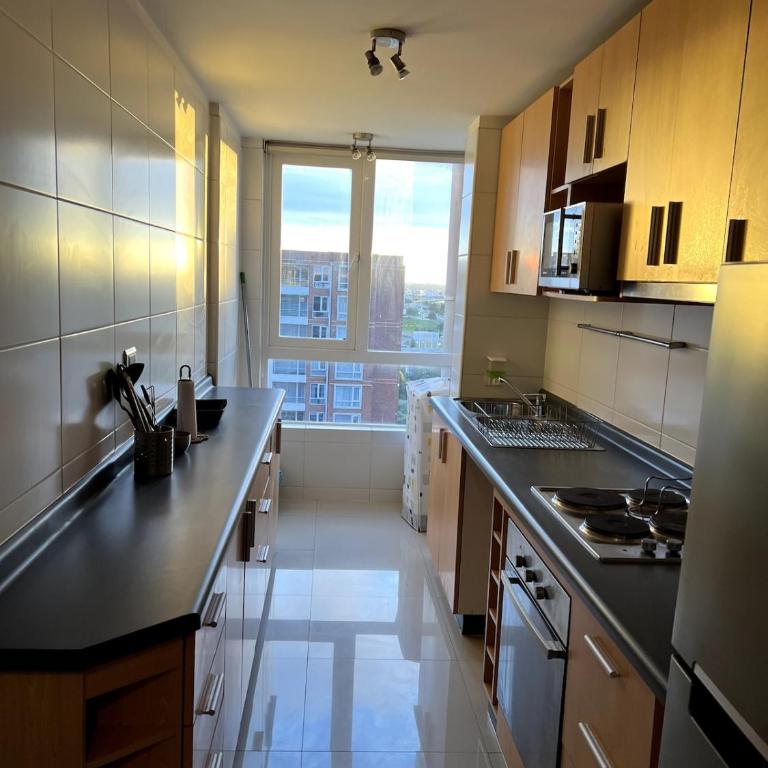 Hermoso departamento y excelente ubicación - Three-Bedroom Apartment - 7