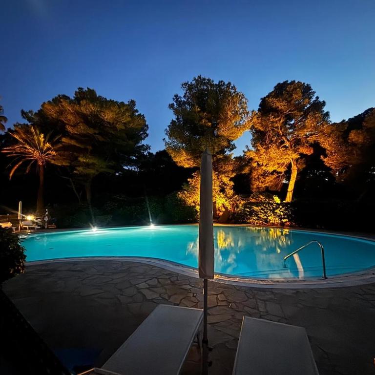 Giens T3, air-conditioned, ground floor, garden, direct beach access - Appartement 2 Chambres - 33