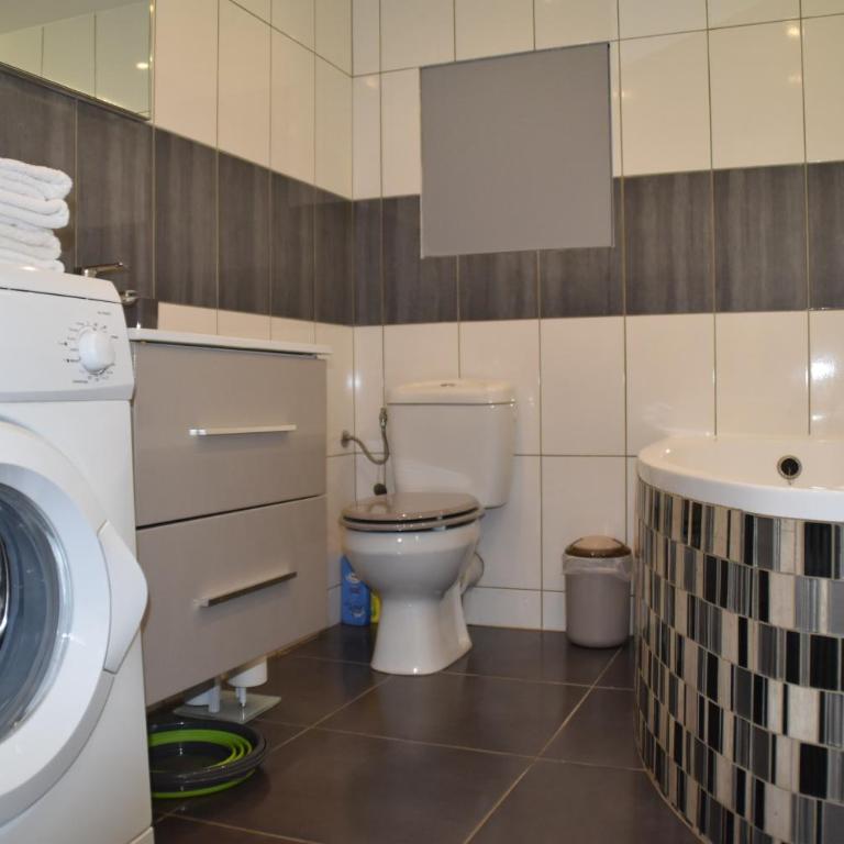 Grand studio-Mezzanine-Centre Cannes - Estudio - 2 niveles - 11