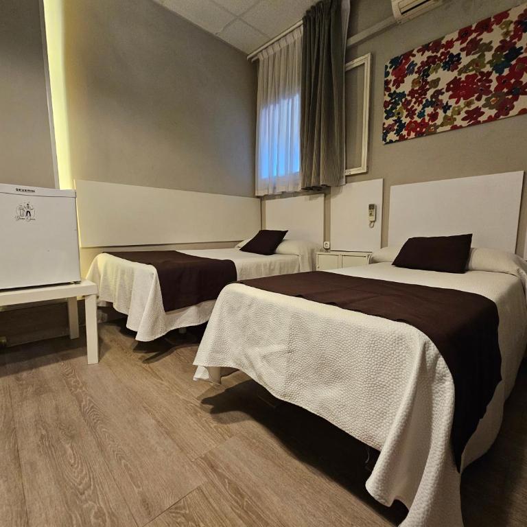 Hotel Palermo - Habitación Cuádruple Clásica - 3
