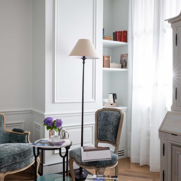 Hotel Du Quai Voltaire - Chambre de Luxe - Vue sur Cour - 2