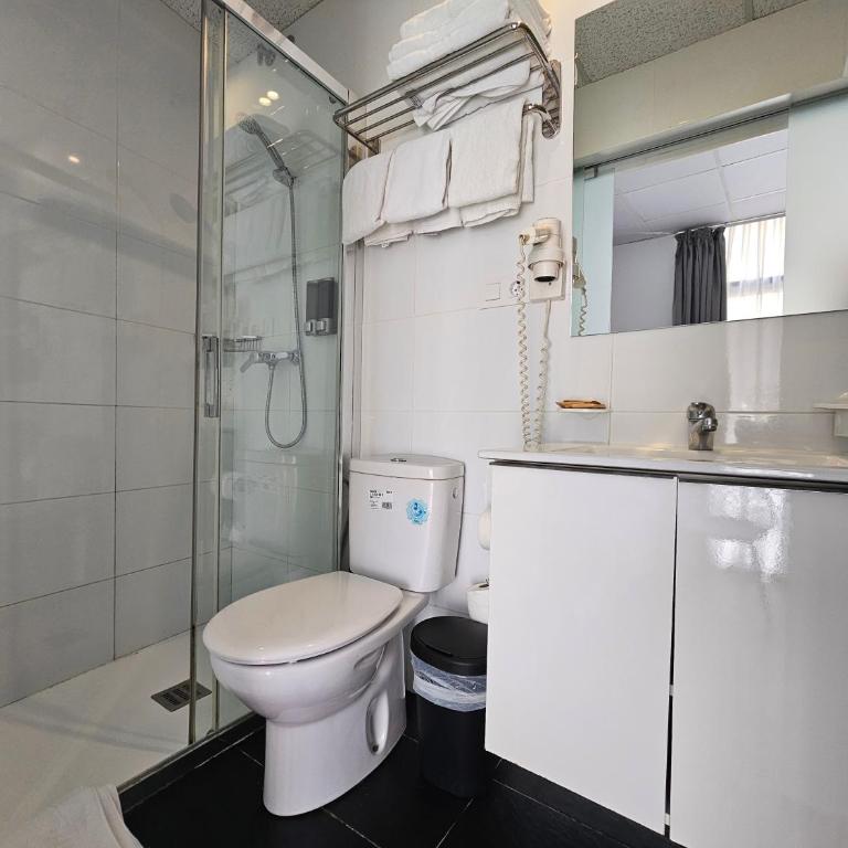 Hotel Palermo - Habitación Triple con balcón - 2