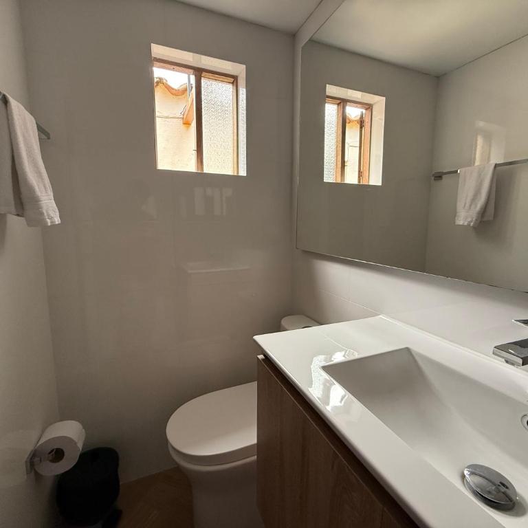 Apartaestudios La Candelaria - Apartamento Dúplex - 3