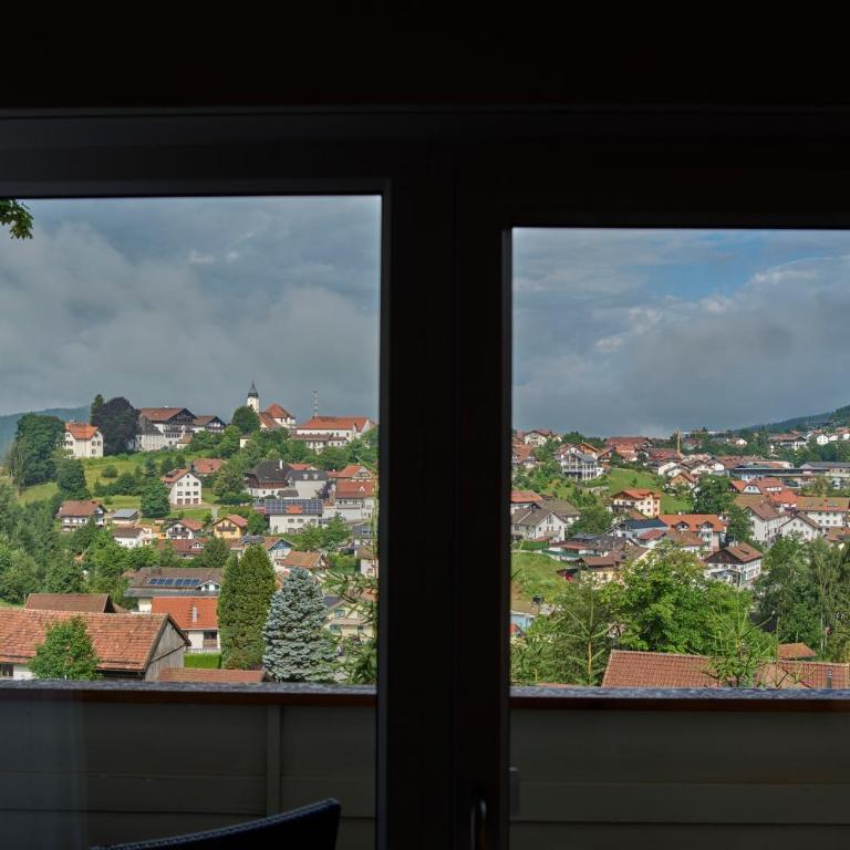 LuCA Hotel - Doppelzimmer mit Balkon - 13