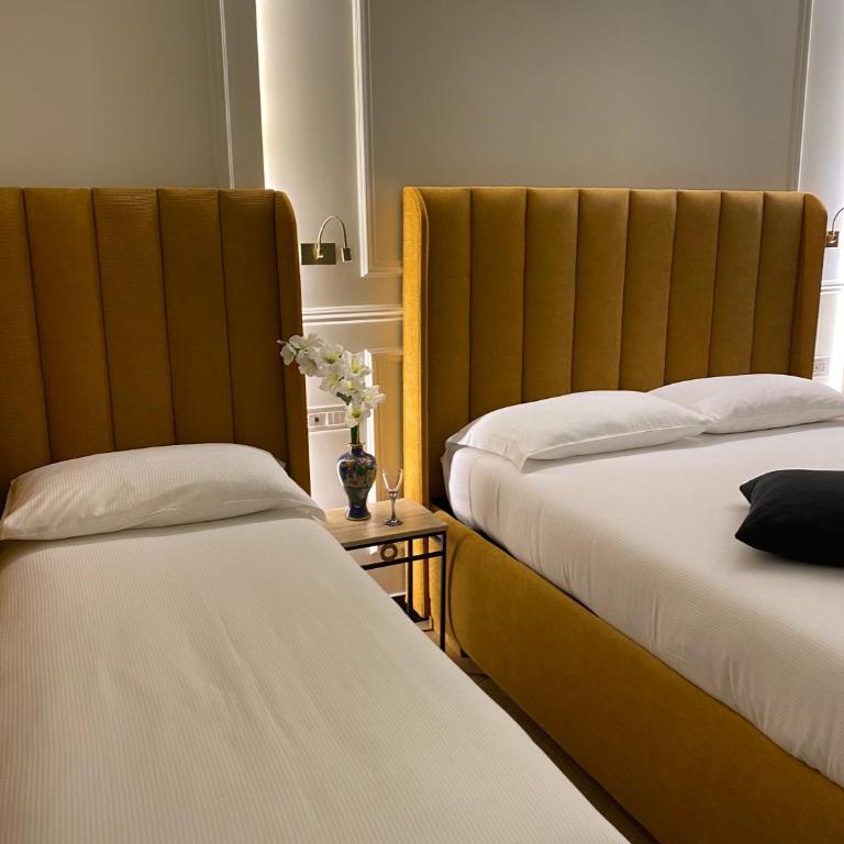 Unicum Trastevere Suites - Camera Tripla Executive - 12
