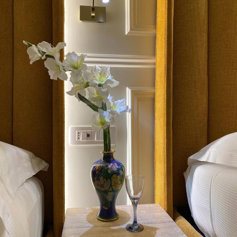 Unicum Trastevere Suites - Camera Tripla Executive - 5