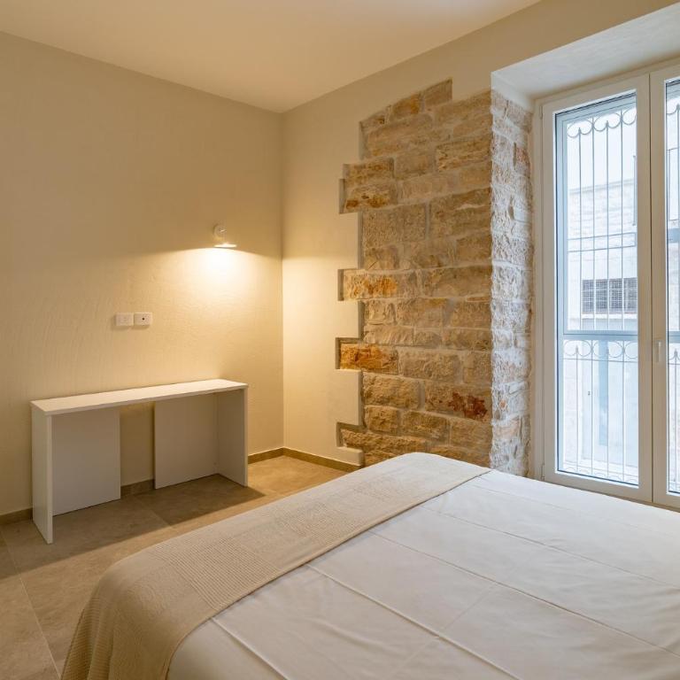 GuestHost - Stylish and Bright Apartments Trani - Two-Bedroom Apartment - 20