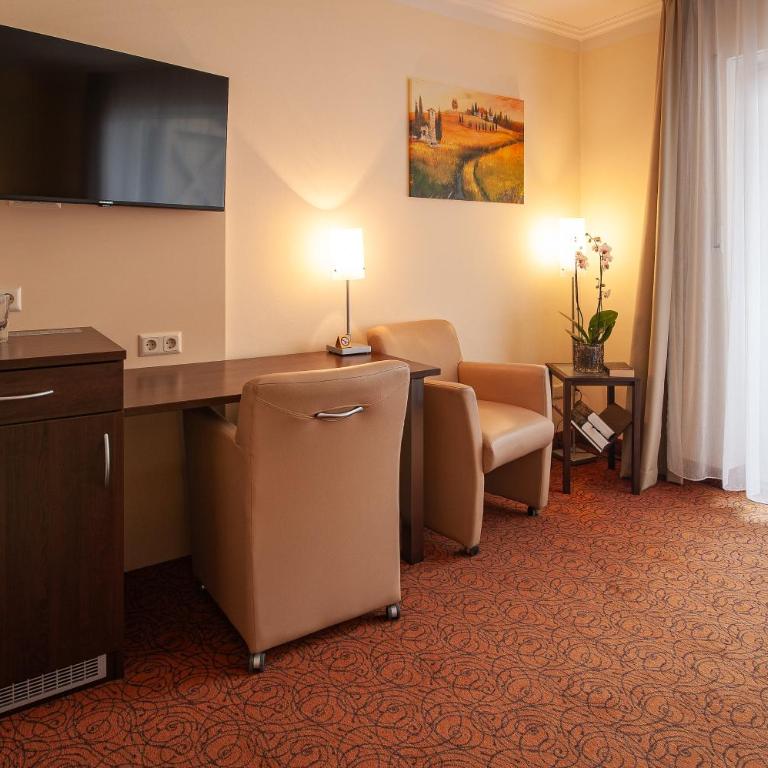 LuCA Hotel - Deluxe Doppelzimmer mit Balkon - 26