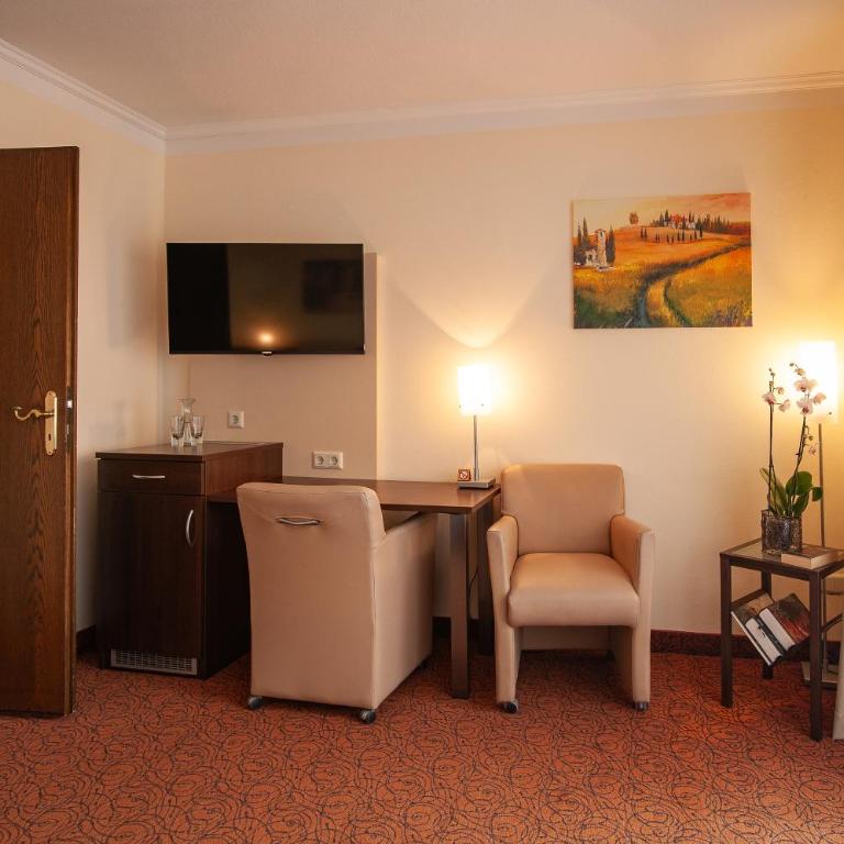 LuCA Hotel - Deluxe Doppelzimmer mit Balkon - 28