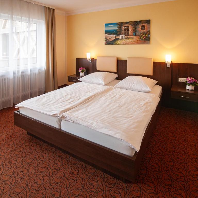 LuCA Hotel - Deluxe Doppelzimmer mit Balkon - 31