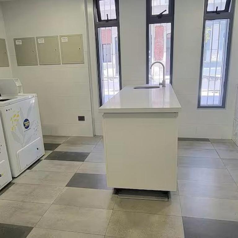 Modernos departamentos - One-Bedroom Apartment - 11
